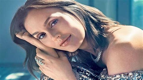 leighton meester feet|Leighton Meester: Bio, Height, Weight, Measurements